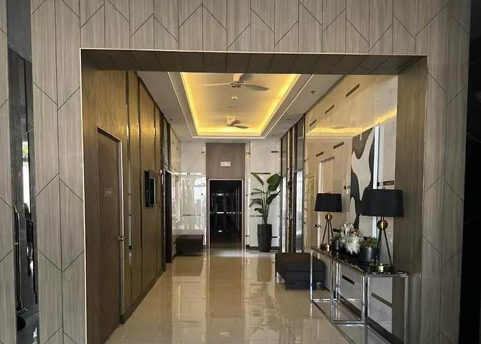 2-bedroom Unit At Charm Residences Pensión *
